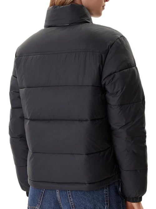 Casaco Acolchoado Preto de Mulher Tommy Hilfiger Hood Ess - Kiabi Casaco Acolchoado Preto de Mulher Tommy Hilfiger Hood Ess - Kiabi