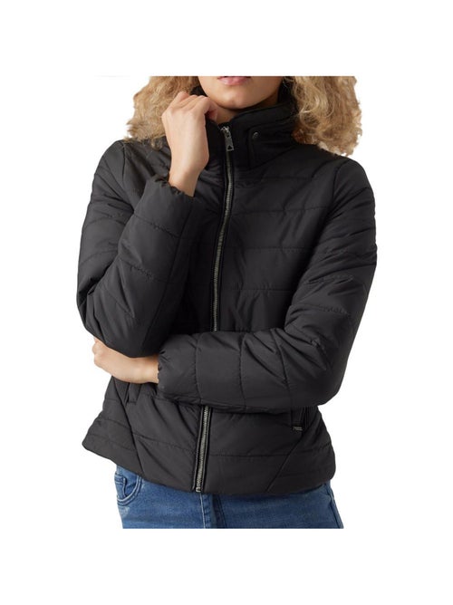Casaco Acolchoado Preto Feminino Vero Moda Clarisa - Kiabi Casaco Acolchoado Preto Feminino Vero Moda Clarisa - Kiabi