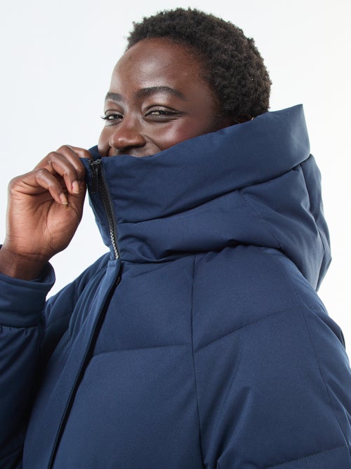 Casaco Acolchoado Quente Comprido Impermeável com Capuz - Kiabi