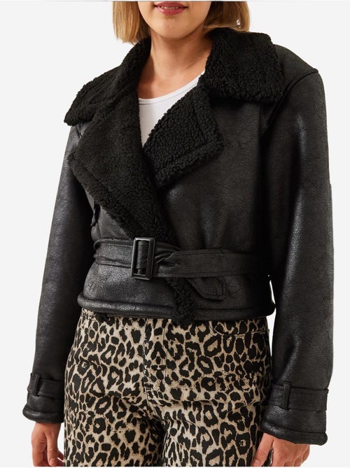 Casaco aller detail crop laminado lucci - Kiabi Casaco aller detail crop laminado lucci - Kiabi
