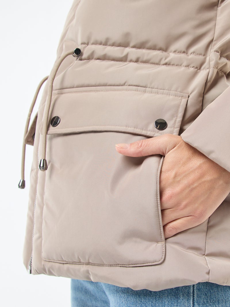 Casaco almofadado comprido com capuz Bege - Kiabi