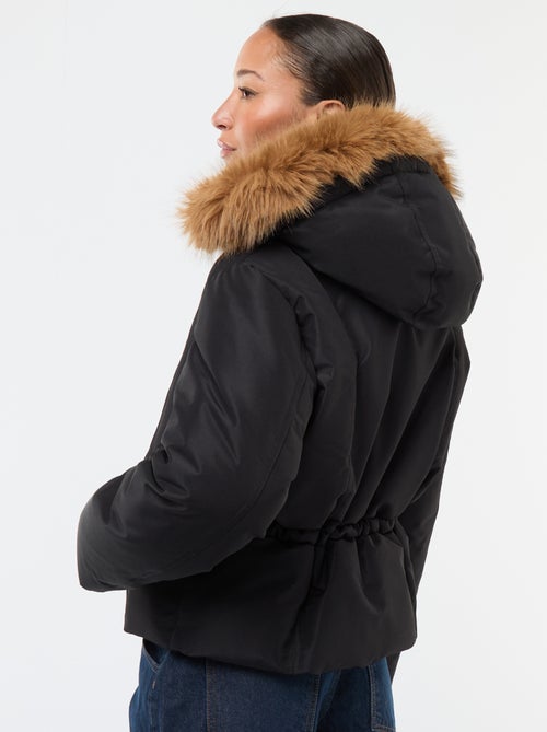 Casaco almofadado curto com capuz e efeito pele 'JDY' - Kiabi