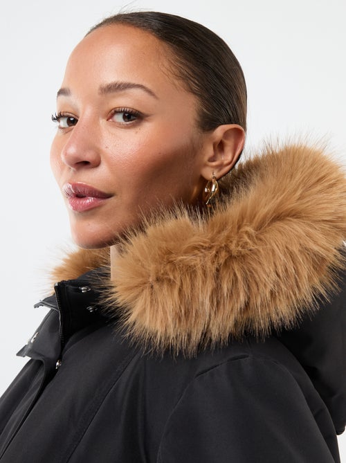 Casaco almofadado curto com capuz e efeito pele 'JDY' - Kiabi