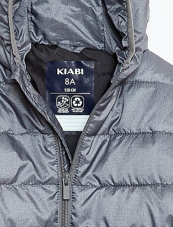 Casaco almofadado leve com capuz