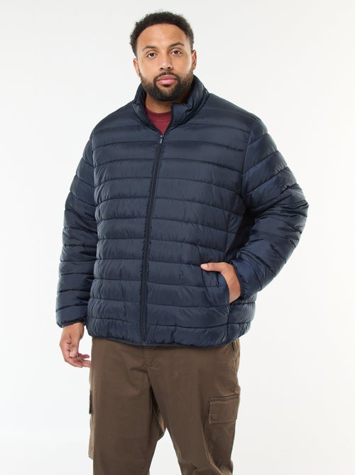 Casaco almofadado leve e liso com mangas compridas e gola alta - Kiabi