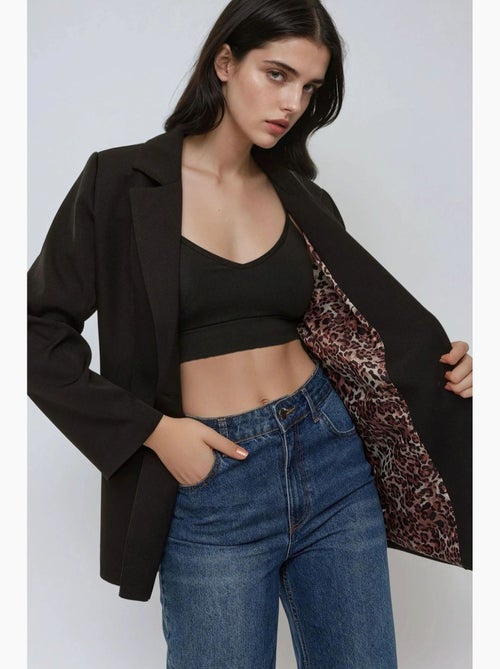Casaco blazer com forro de leopardo hiccup - Kiabi Casaco blazer com forro de leopardo hiccup - Kiabi