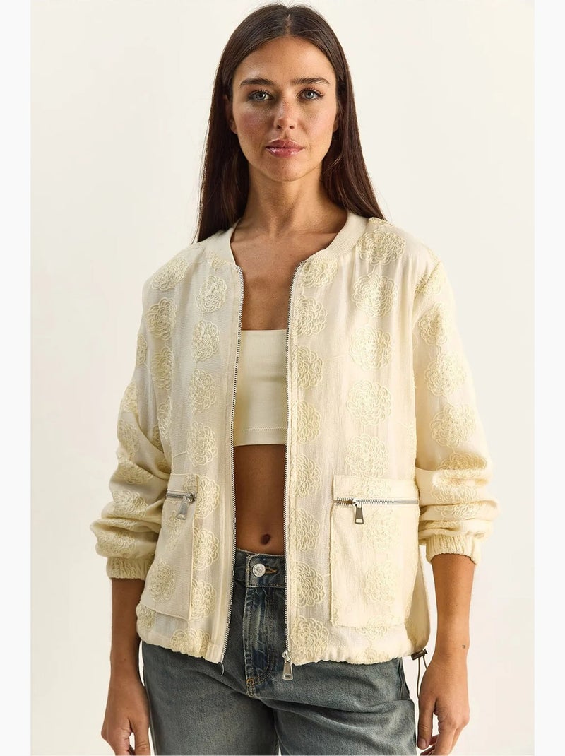 Casaco bomber com bordado floral lucci Creme - Kiabi