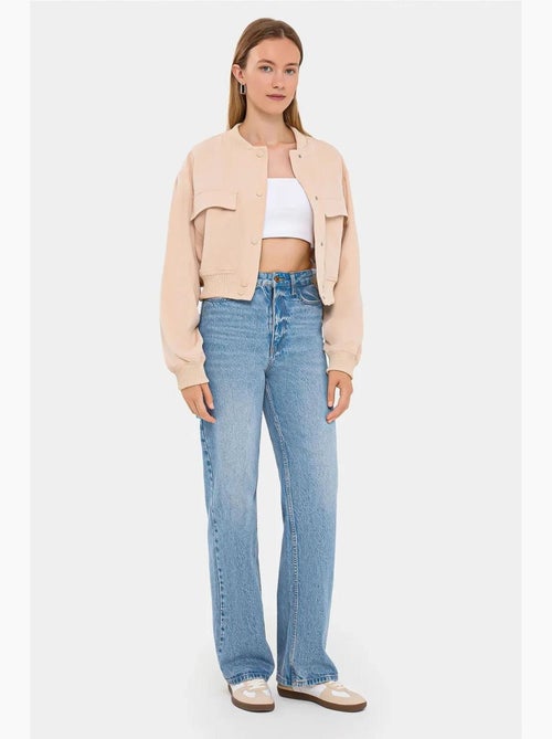 Casaco bomber com gola redonda e bolso hiccup - Kiabi Casaco bomber com gola redonda e bolso hiccup - Kiabi