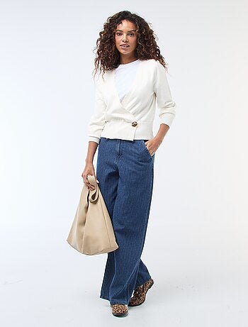 Casaco cache-cœur com botão dourado