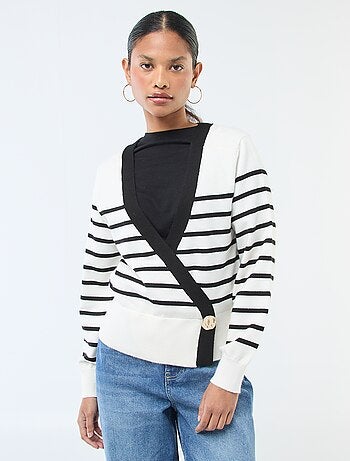 Casaco cache-cœur com botão dourado