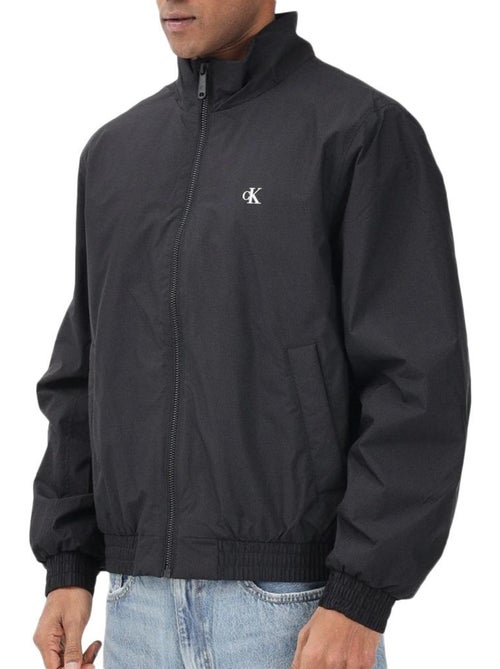Casaco calvin klein jeans ripstop preto para homem - Kiabi Casaco calvin klein jeans ripstop preto para homem - Kiabi