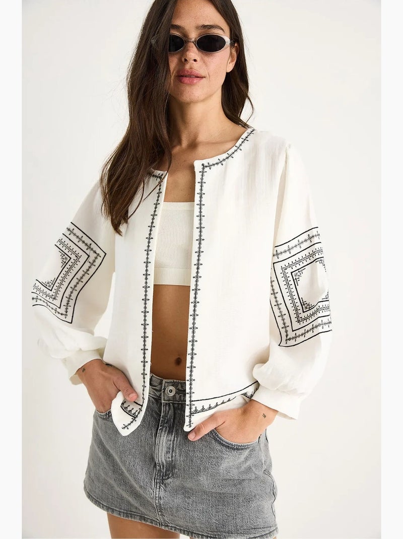 Casaco casual bordado com decote redondo lucci Branco - Kiabi
