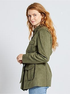 Casaco cintado em camurça sintética - Kiabi