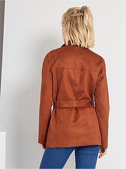 Casaco cintado em camurça sintética - Kiabi