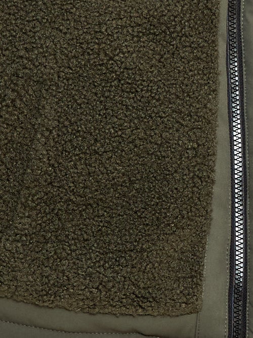 Casaco com capuz bimaterial efeito lã de ovelha - Kiabi