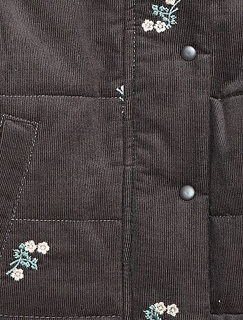 Casaco com capuz em veludo