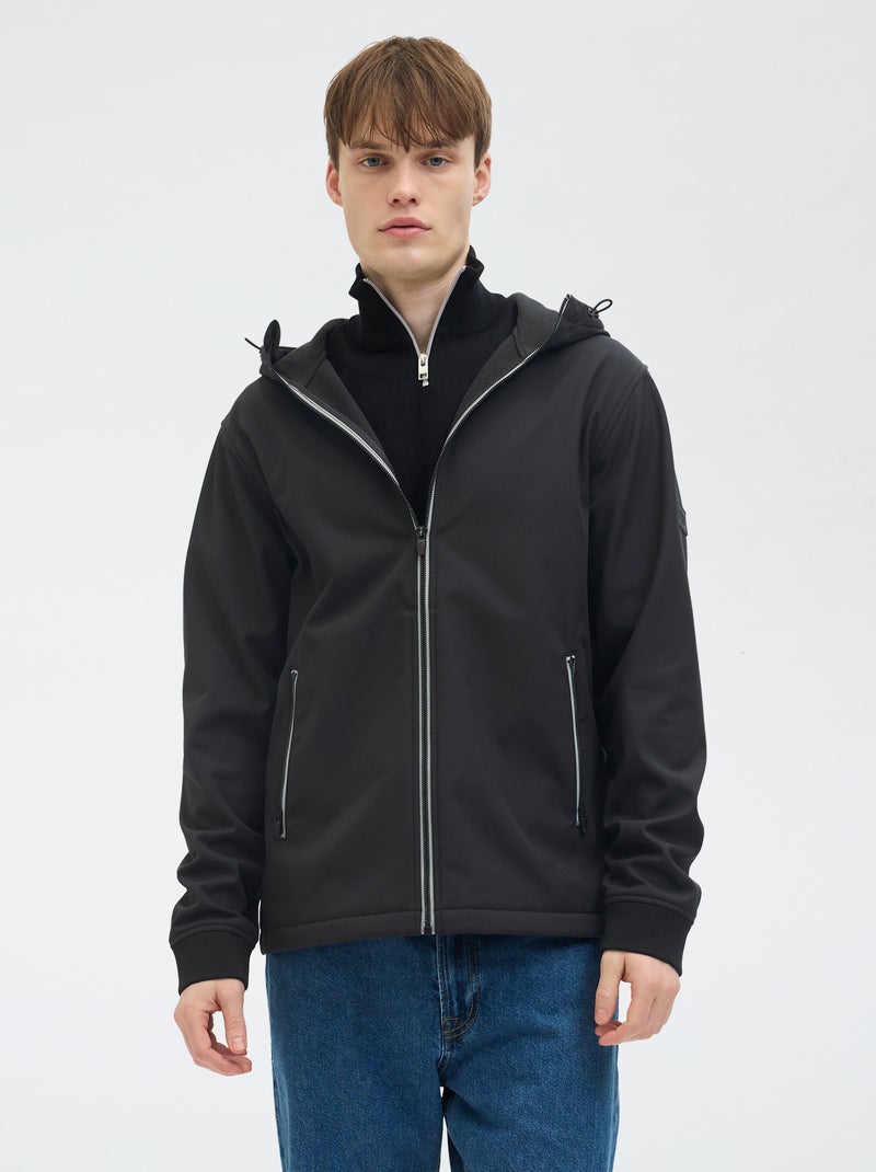Casaco com capuz softshell liso 'JJ Rebel' Preto - Kiabi