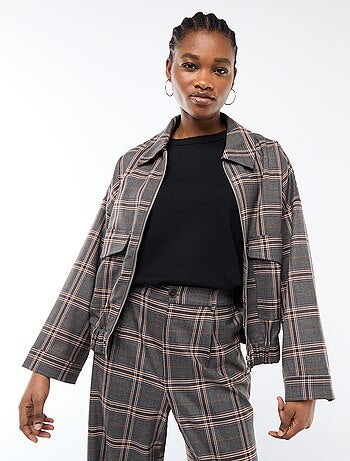 Casaco com fecho de correr aos quadrados e bolso aplicado