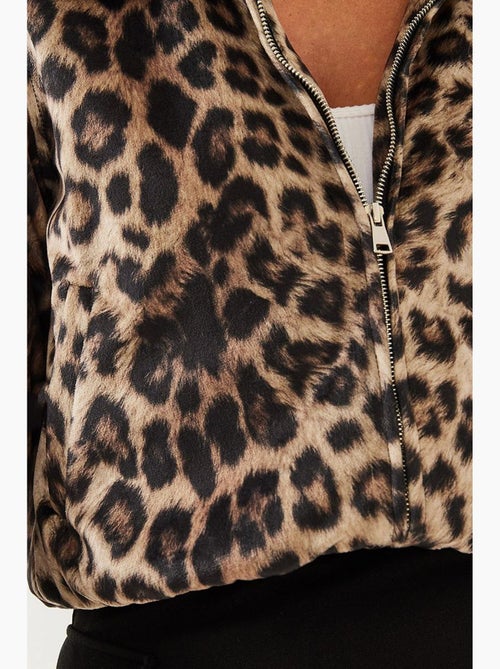 Casaco com fecho e estampa de leopardo lucci - Kiabi Casaco com fecho e estampa de leopardo lucci - Kiabi