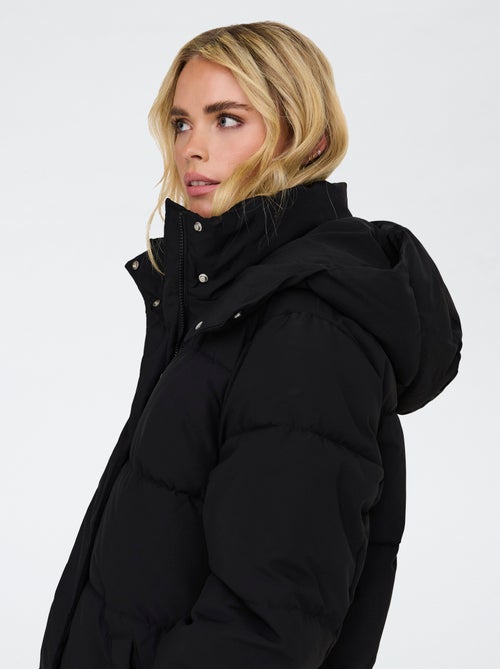 Casaco comprido acolchoado com capuz 'JDY' - Kiabi