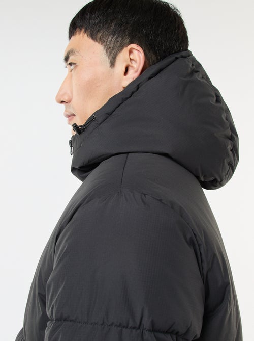 Casaco comprido acolchoado com capuz liso - Kiabi