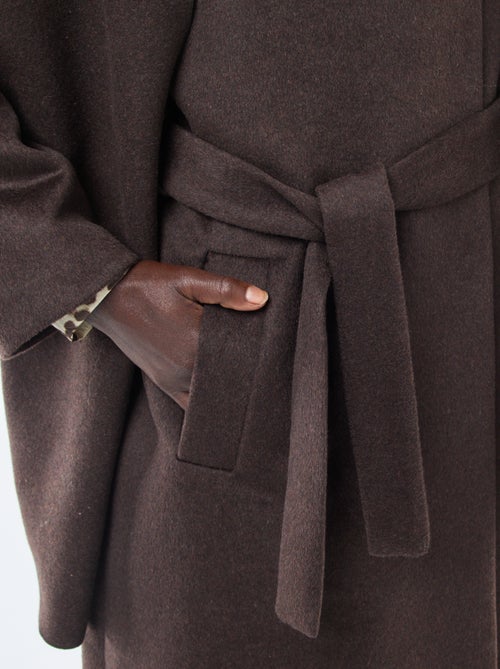 Casaco comprido estilo lã com gola redonda e cachecol cosido - Kiabi