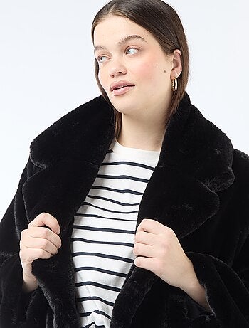 Casaco comprido imitação pele