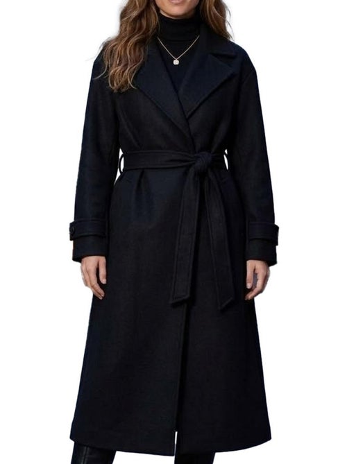 Casaco Comprido Preto de Mulher Vero Moda Vmamanda com Cinto - Kiabi Casaco Comprido Preto de Mulher Vero Moda Vmamanda com Cinto - Kiabi