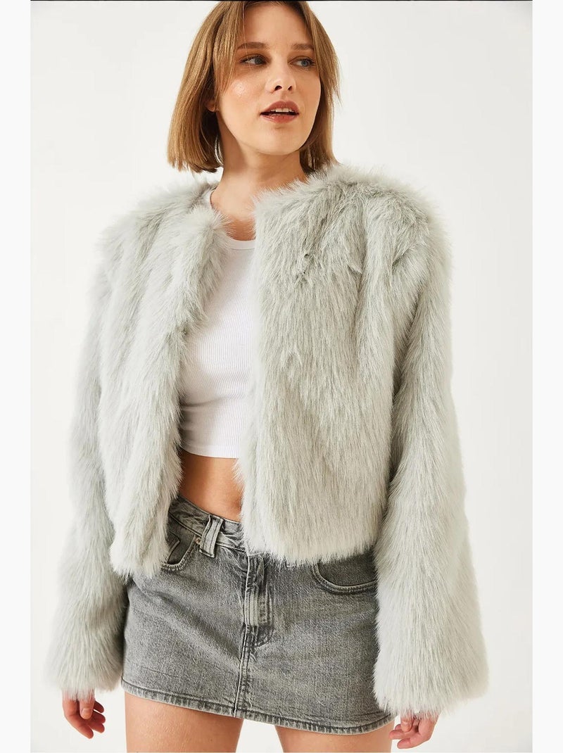 Casaco crop boxy em pelo sintético lucci Cinza claro - Kiabi