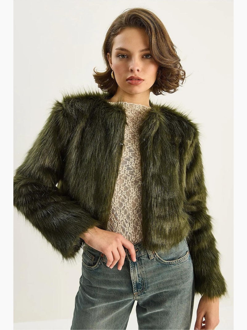 Casaco crop boxy em pelo sintético lucci Verde esmeralda - Kiabi