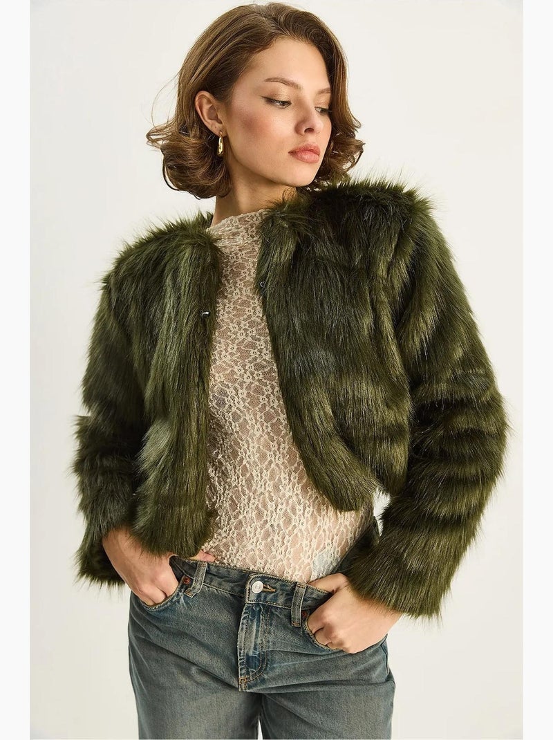 Casaco crop boxy em pelo sintético lucci Verde esmeralda - Kiabi