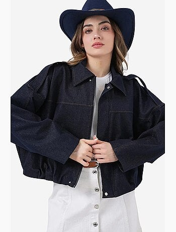 Casaco crop oversized com fecho de correr e bolso bdart