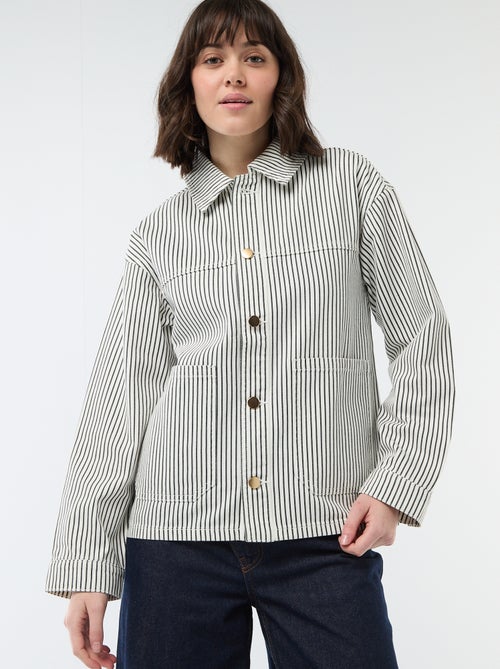 Casaco curto de ganga com 2 bolsos de chapa - Kiabi