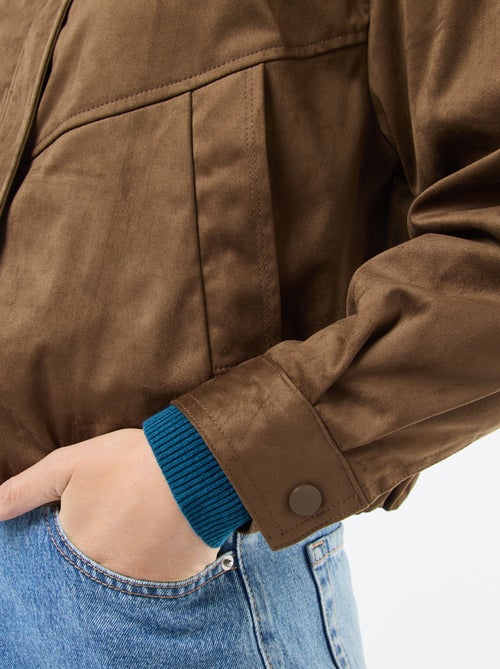 Casaco curto em camurça sintética - Kiabi