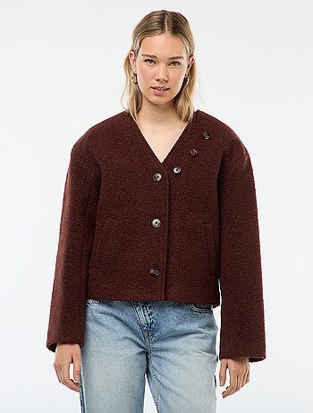 Casaco curto em imitação de lã com cachecol removível