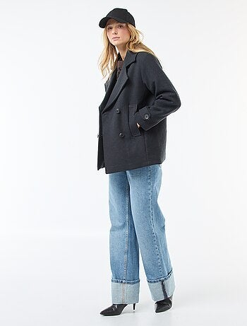 Casaco curto estilo lã