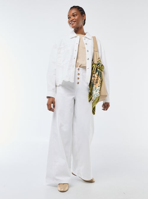 Casaco de ganga com botões e bordado em algodão liso - Kiabi