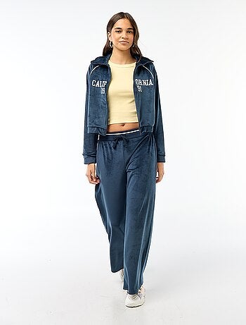 Casaco de gola alta em veludo