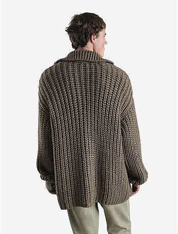 Casaco de malha canelada oversized com gola alta e bolsos giesto