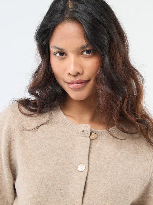 Casaco de malha com botões dourados - Kiabi