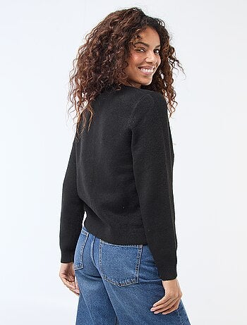 Colete de malha com botões dourados