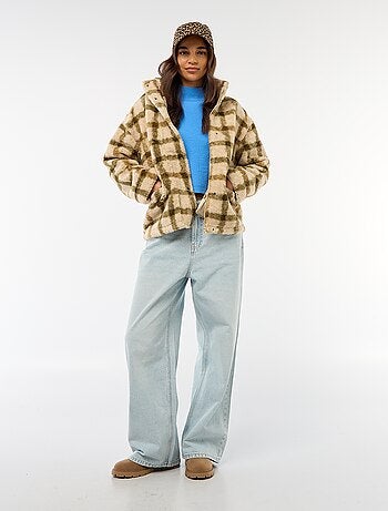 Casaco de malha com fecho de correr e gola subida efeito shearling