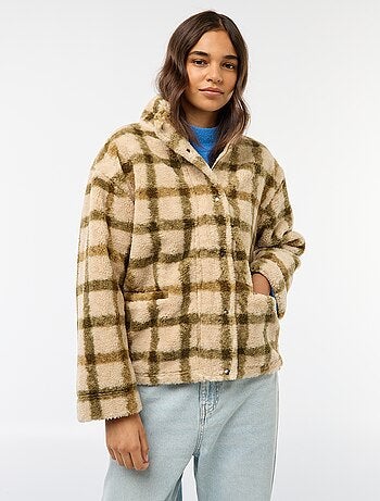 Casaco de malha com fecho de correr e gola subida efeito shearling