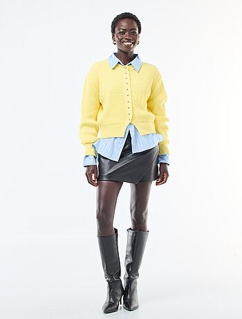 Casaco com botões em malha grossa