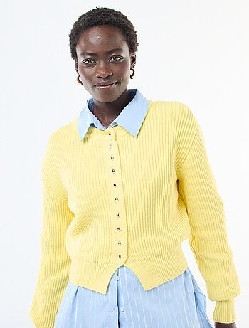 Casaco com botões em malha grossa