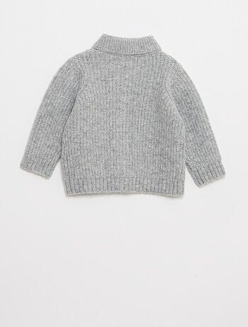 Casaco de malha grosso com gola xaile