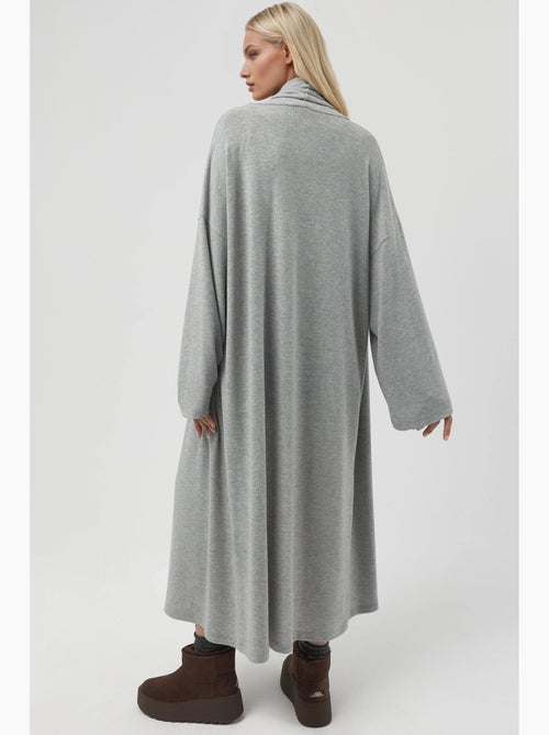 Casaco de malha longline relaxed fit aberto à frente com gola xale busem - Kiabi Casaco de malha longline relaxed fit aberto à frente com gola xale busem - Kiabi