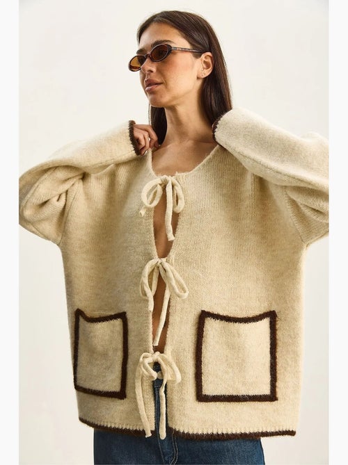 Casaco de malha oversized com fecho de atar lucci - Kiabi Casaco de malha oversized com fecho de atar lucci - Kiabi