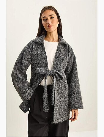 Casaco de malha oversized texturizado com decote em v e fecho de atar lucci