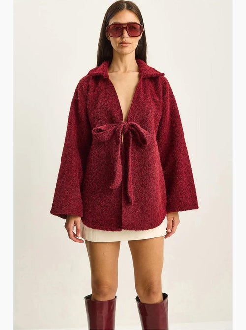 Casaco de malha oversized texturizado com decote em v e fecho de atar lucci - Kiabi Casaco de malha oversized texturizado com decote em v e fecho de atar lucci - Kiabi